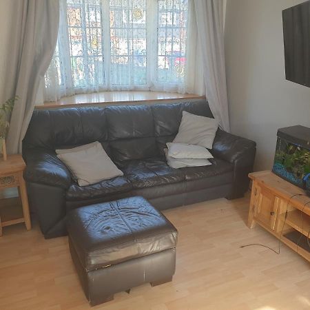 Harry Potter Theme Double Room In Shared House Watford  Eksteriør bilde